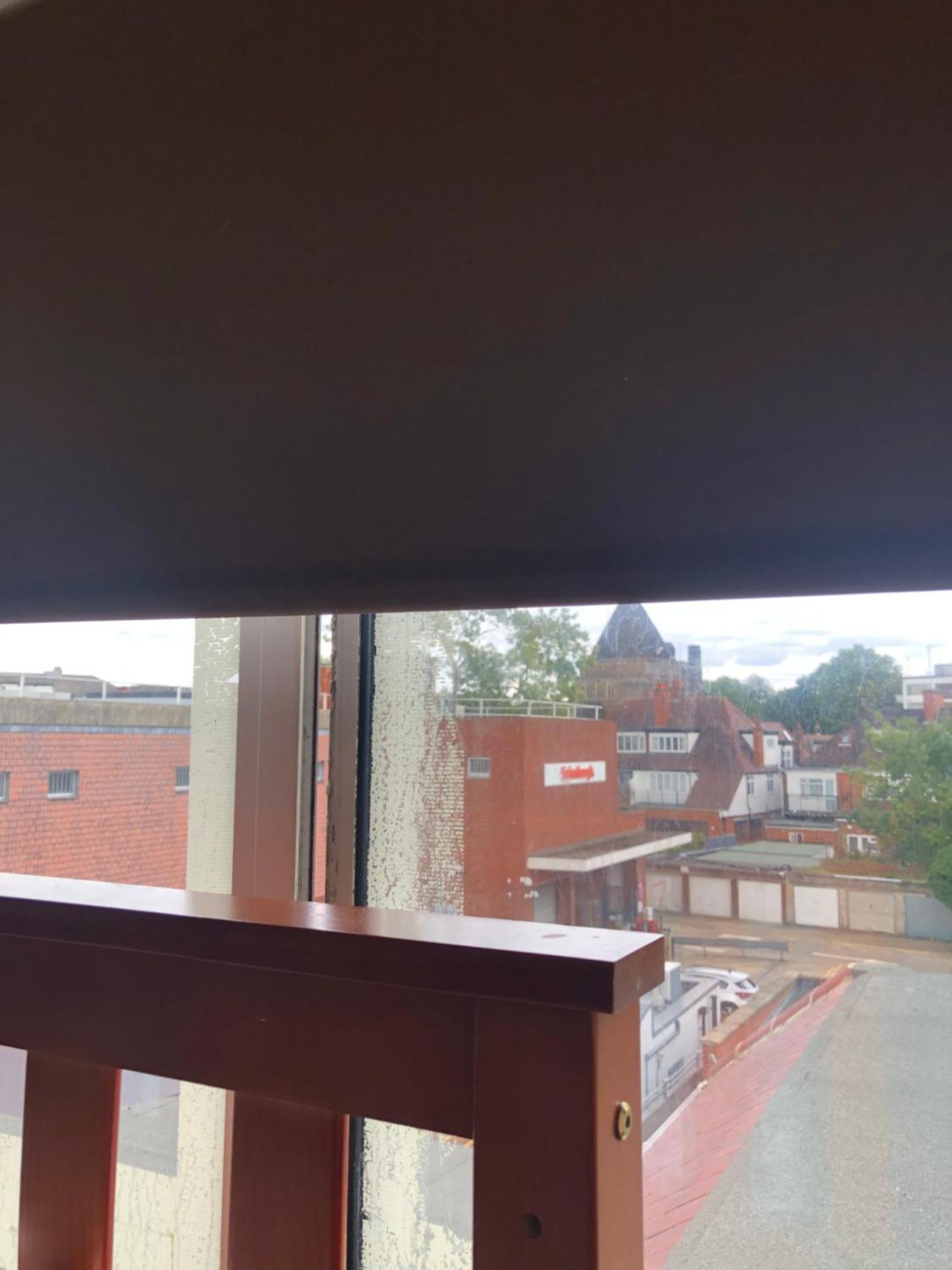 Peaceful Studio-Flat With Driveway In Golders Green Appartement Londen Buitenkant foto